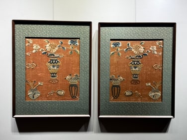 Mid-Qing Suzhou Embroidery of Antiques and Auspicious Objects