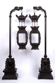 Red Sandalwood Palace Lantern with Dragon Patterns