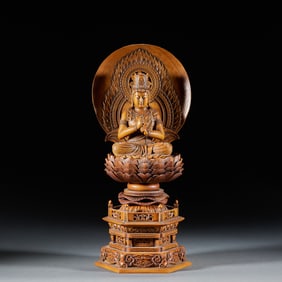 Boxwood Artistic Carving of Guanyin Statue