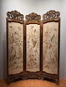 Top-Grade Embroidered Screen with Flower & Bird Motifs