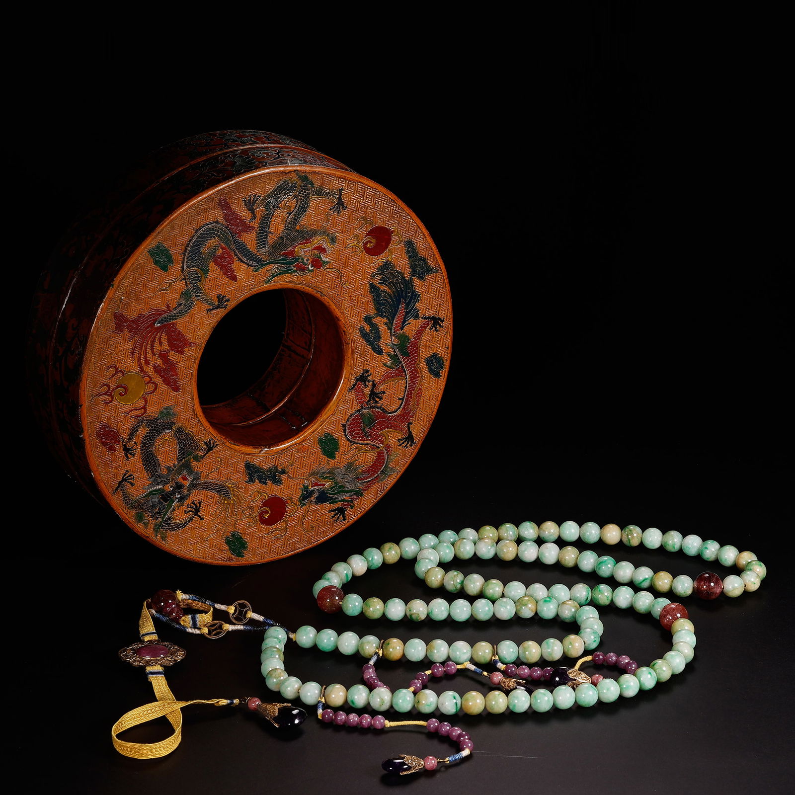 Qing Dynasty Jadeite Court Necklace (Chao Zhu) (1 of 7)