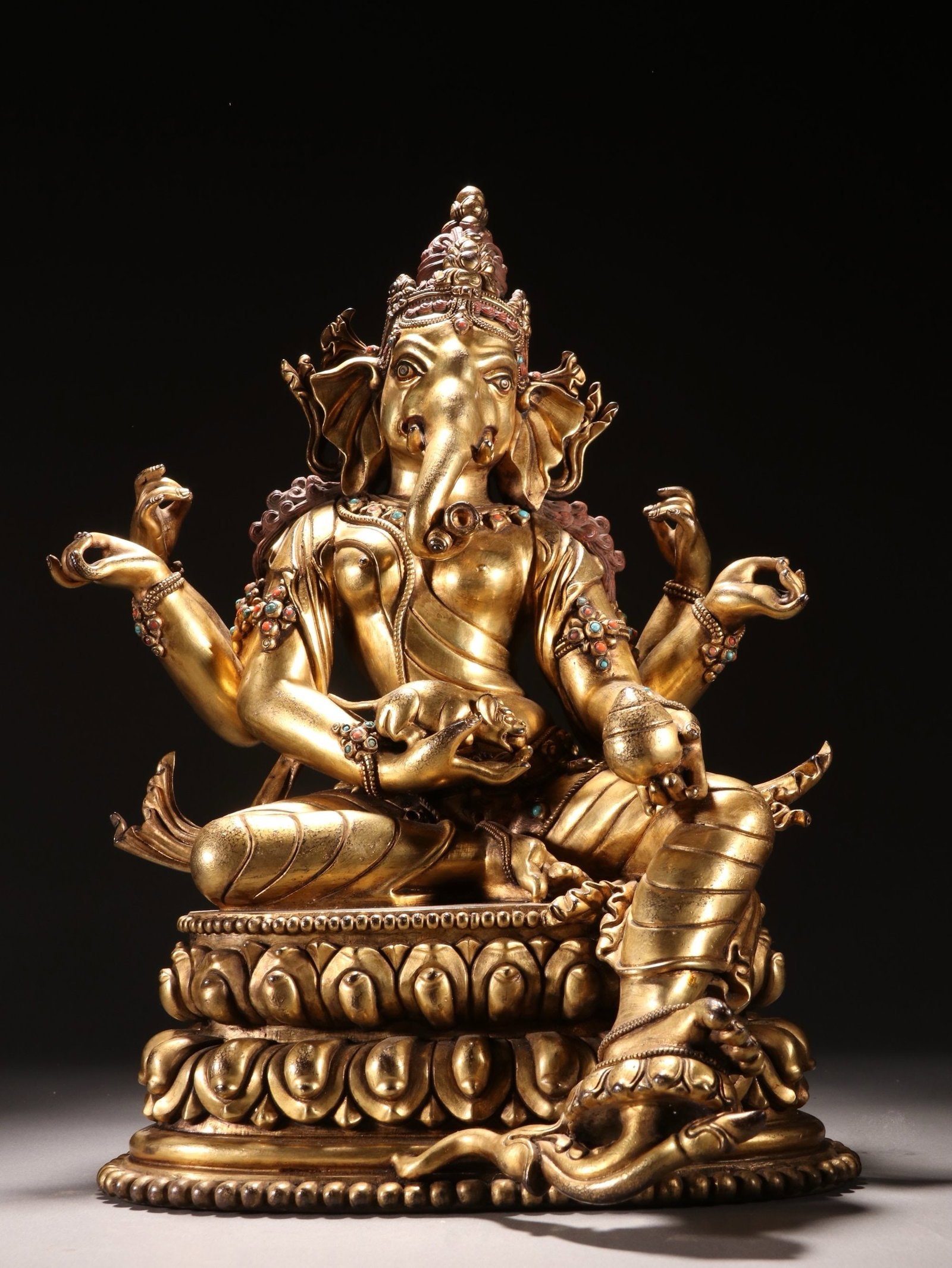 Qing Dynasty Gilt Bronze Statue of Ganesha (Elephant-Headed God) (1 of 9)