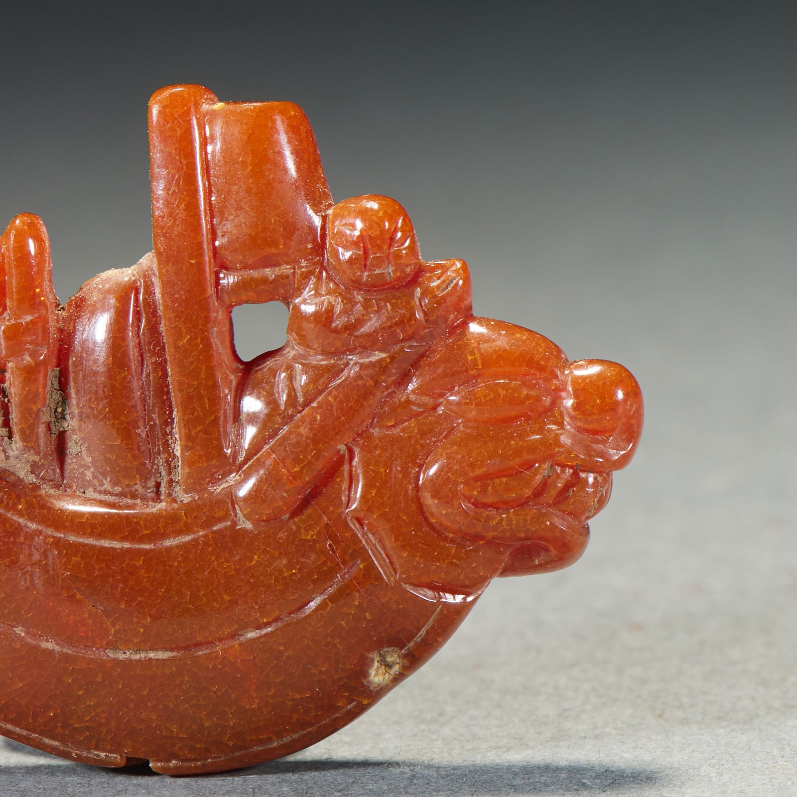 Amber Figural Dragon Boat - 2