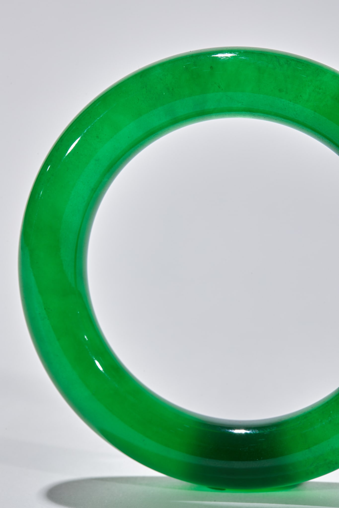 Qing Dynasty Jadeite Bangle - 6