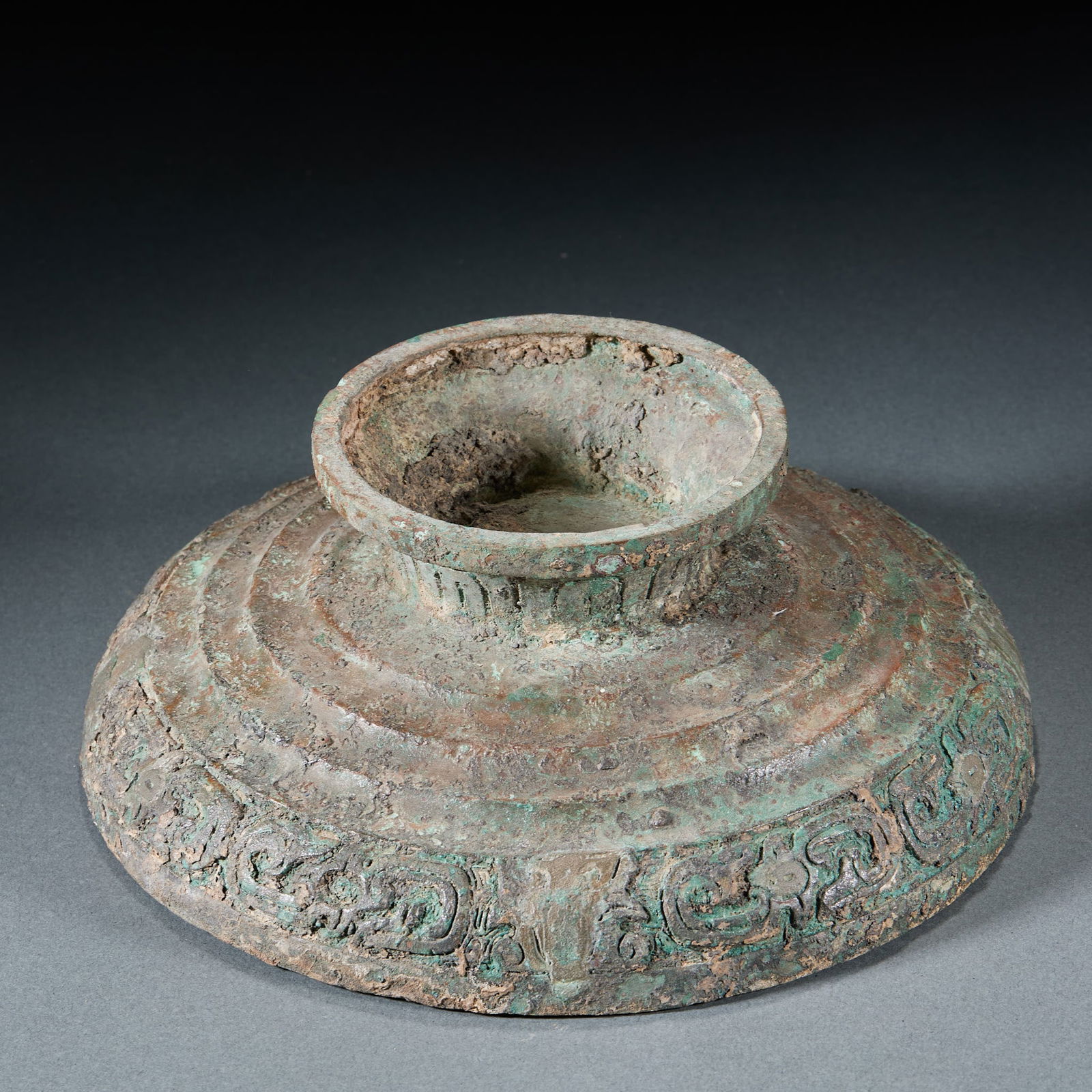 Pre-Ming Dynasty Gui (Food Vessel) with Interlocking Scroll Pattern - 12
