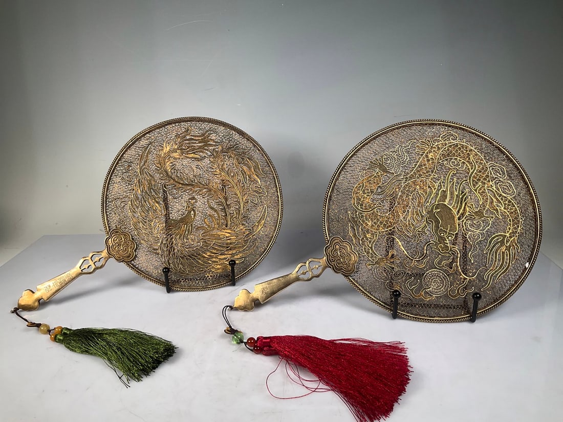 Palace-Style Fan with Gilt Silver "Dragon and Phoenix Presenting Auspiciousness" on Both Sides (1 of 9)