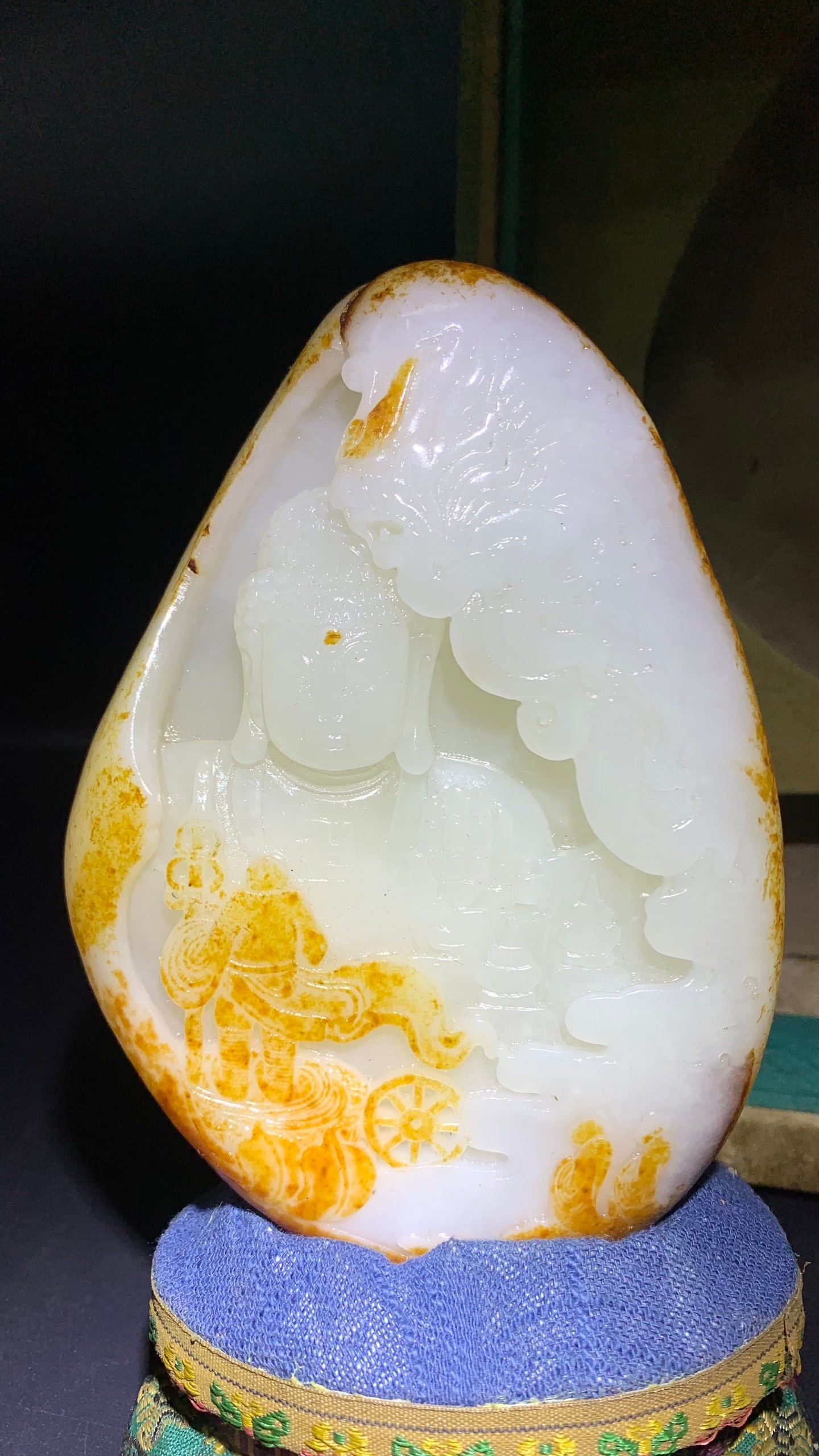 Hetian Jade Buddha Statue - 3