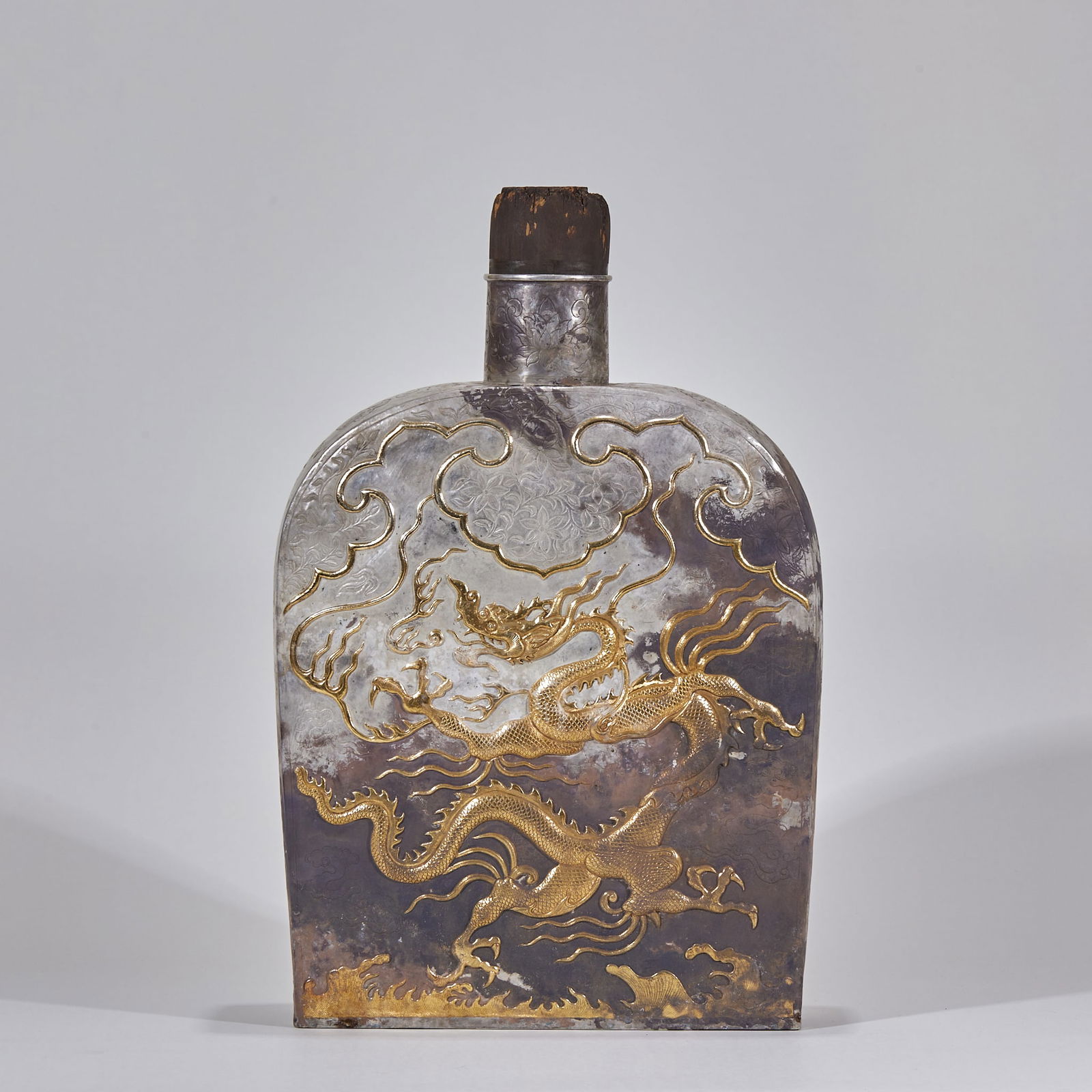 Solid Gilt Silver Vase with Dragon Pattern - 2