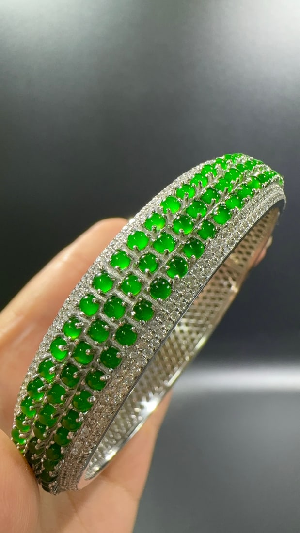 Green Jadeite Bangle - 5