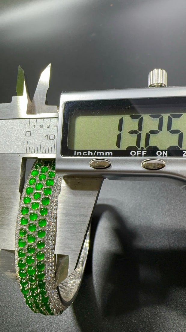 Green Jadeite Bangle - 8