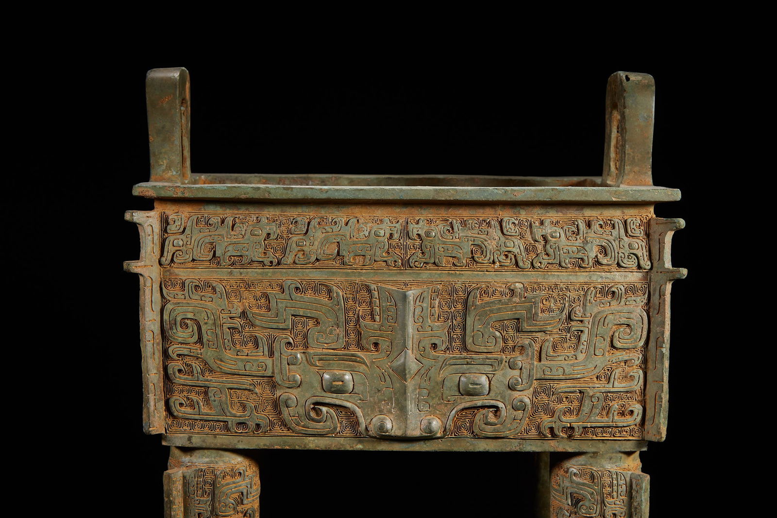 Pre-Ming Bronze Square Tripod - 2