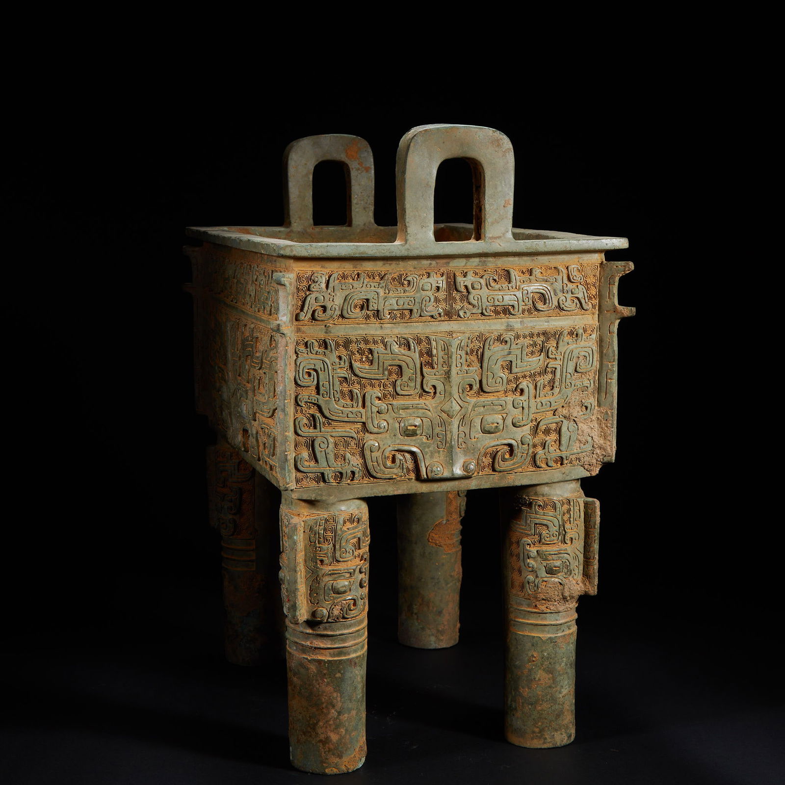 Pre-Ming Bronze Square Tripod - 4