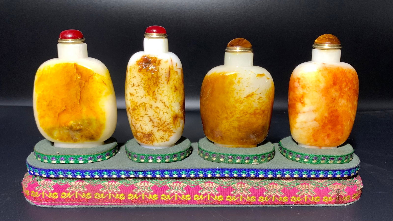 Hetian Jade Snuff Bottle (1 of 10)