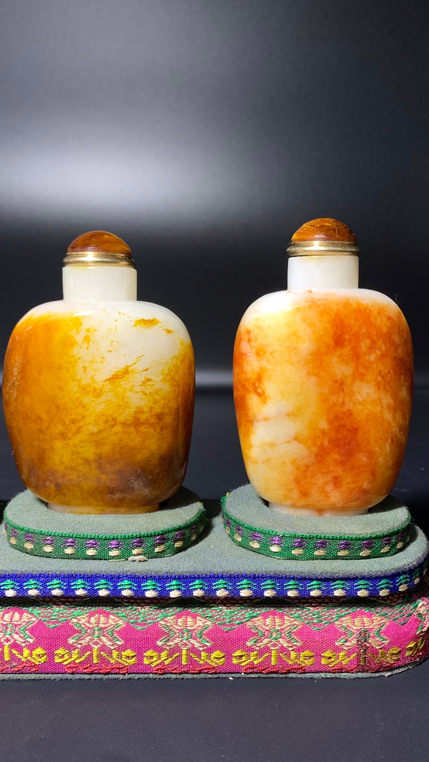 Hetian Jade Snuff Bottle - 4