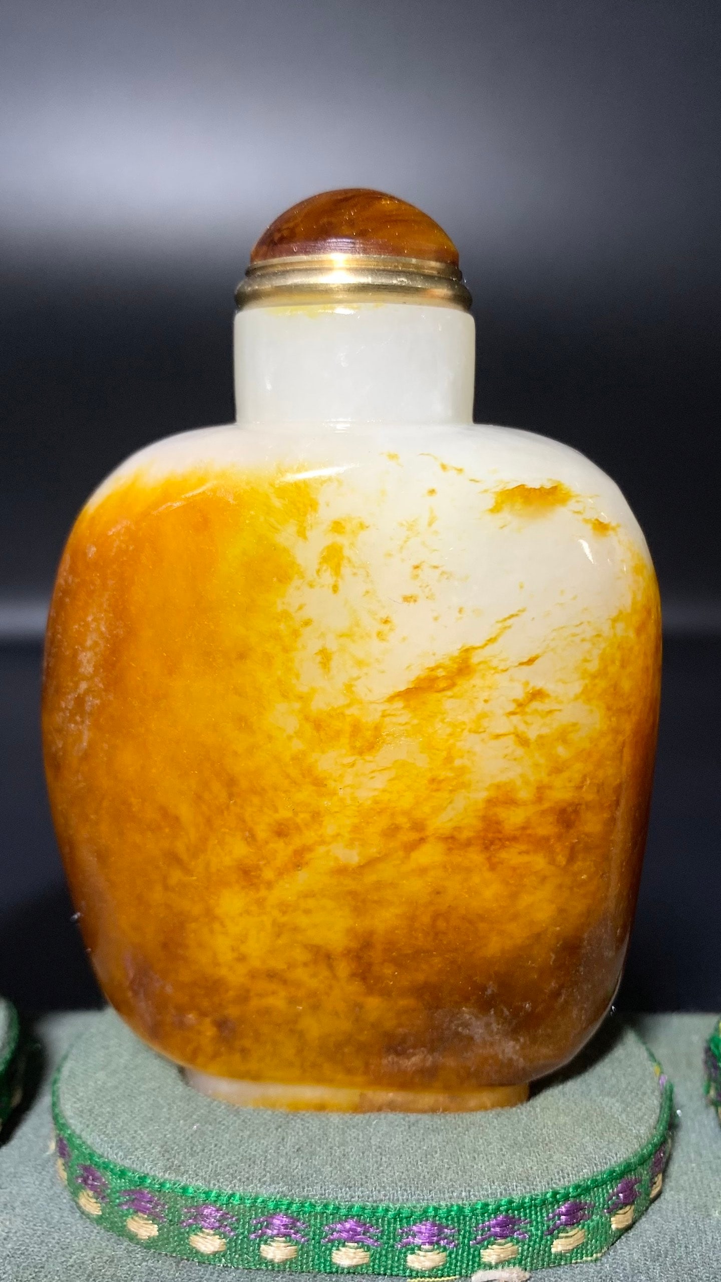 Hetian Jade Snuff Bottle - 8