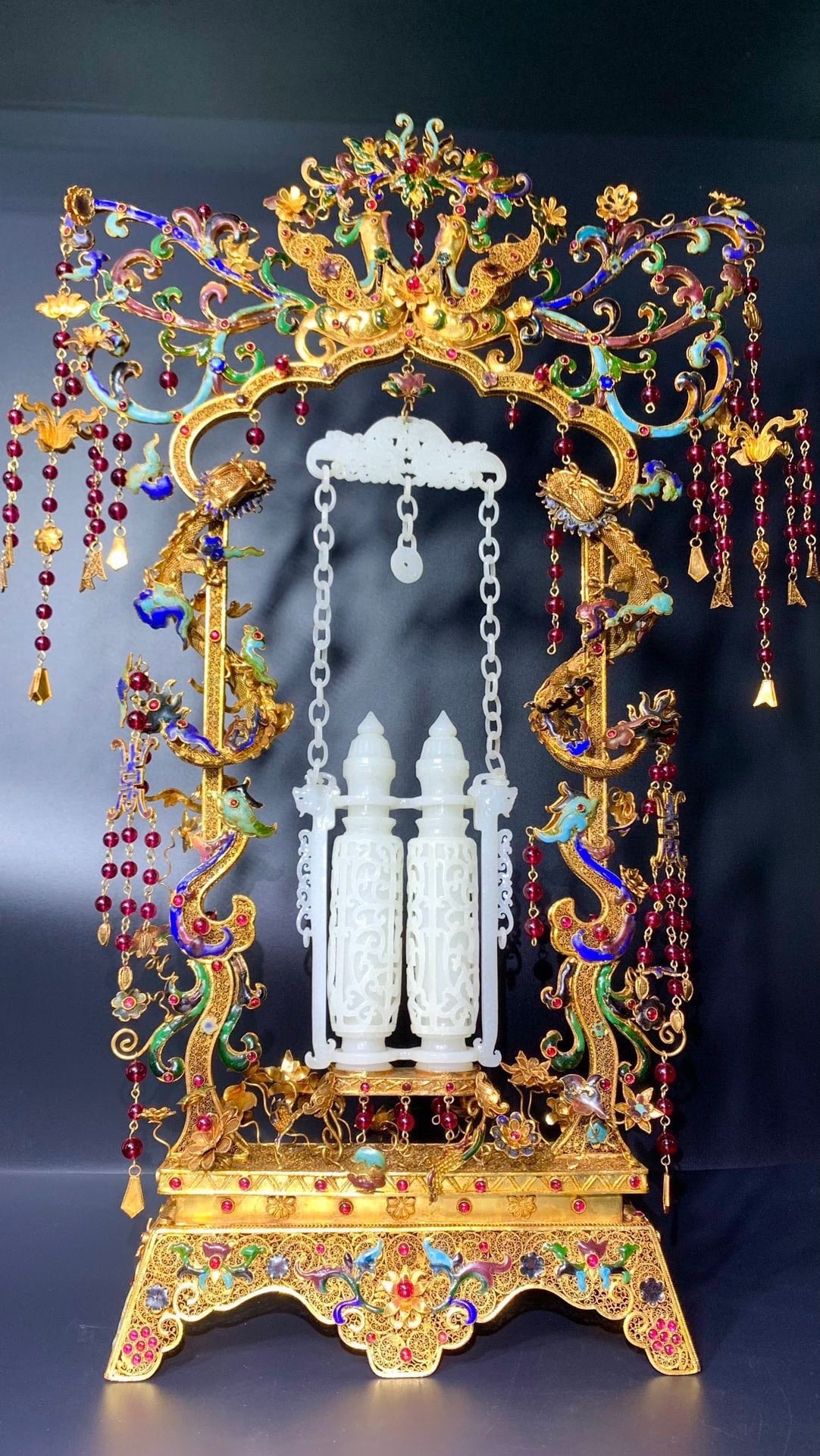 Filigree Gilt Hetian Jade-Inlaid Dragon and Phoenix Revolving Core Vase (1 of 8)