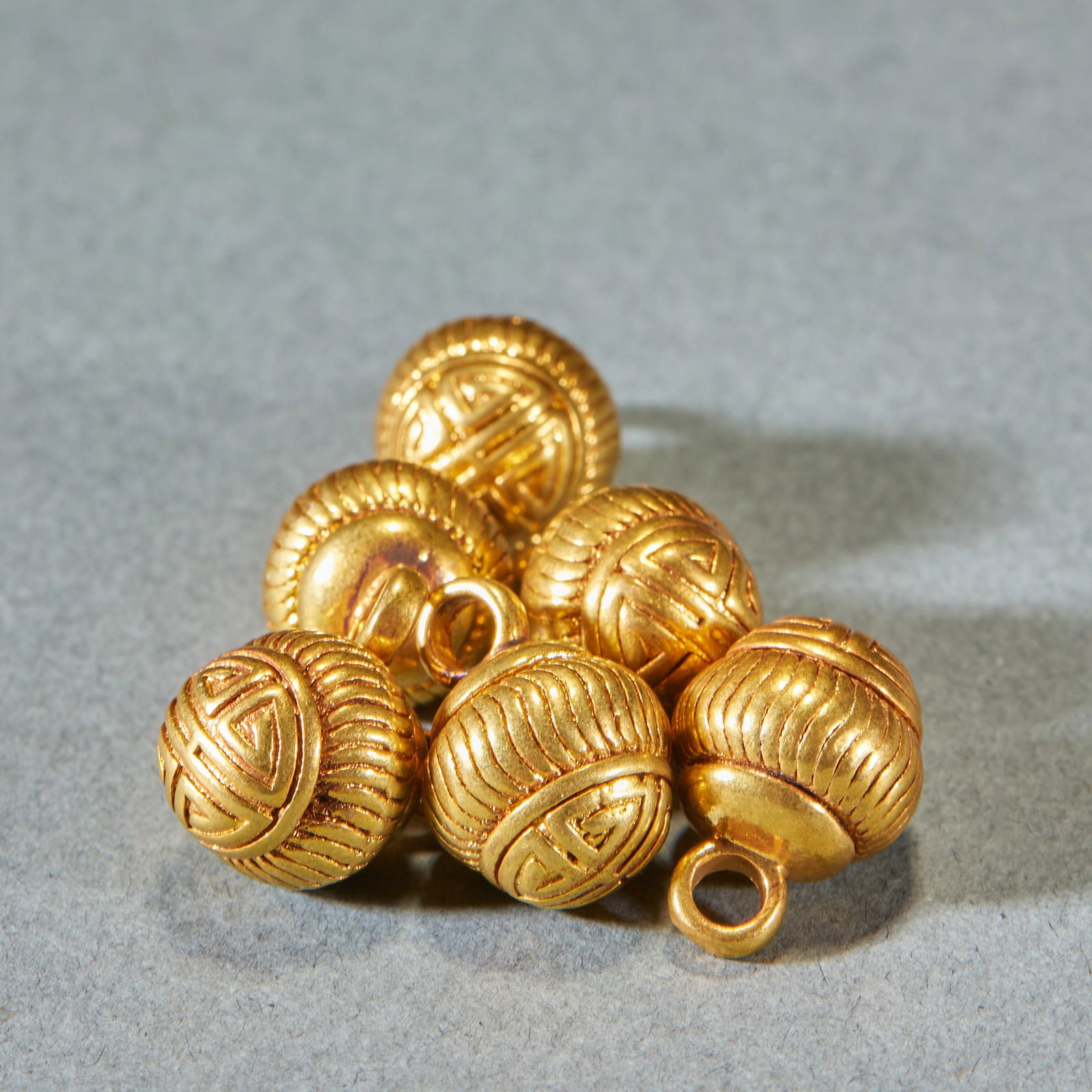 Accessory spacer beads: Accessory spacer beads: Diameter 1.1cm