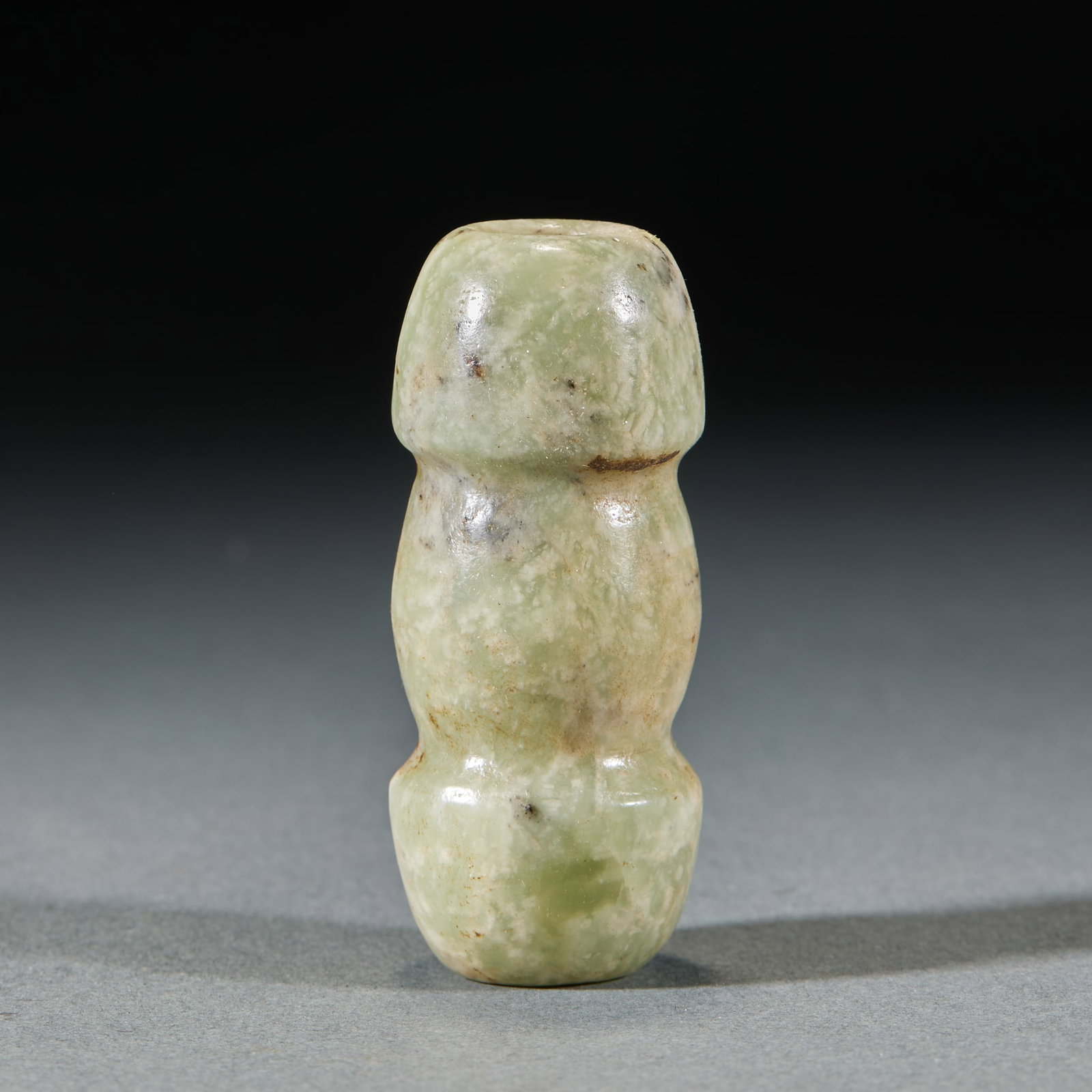 Three-Section Linked Jade Lezi Pendant: Three-Section Connected Jade Lezi Pendant: Whole carved greenish Hetian jade three-section connected waist shape, natural patina and aged surface, full regular shape with perforation for wearing;