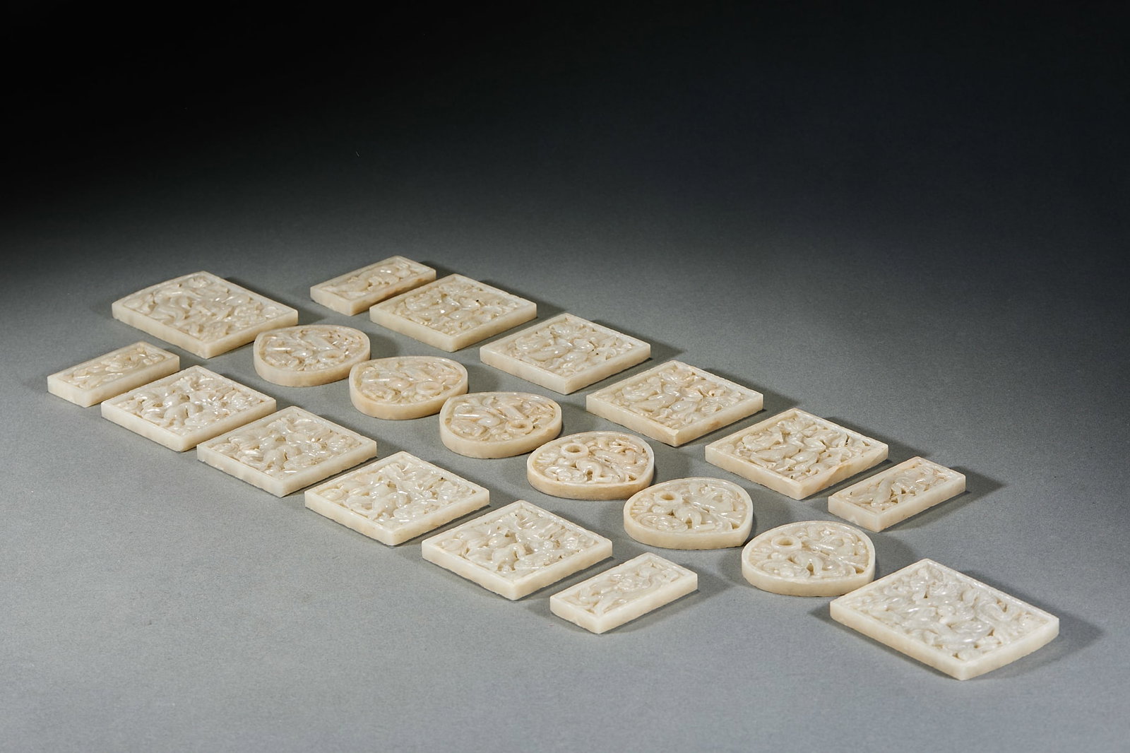 Hetian Jade Dragon Pattern Jade Belt (1 of 6)