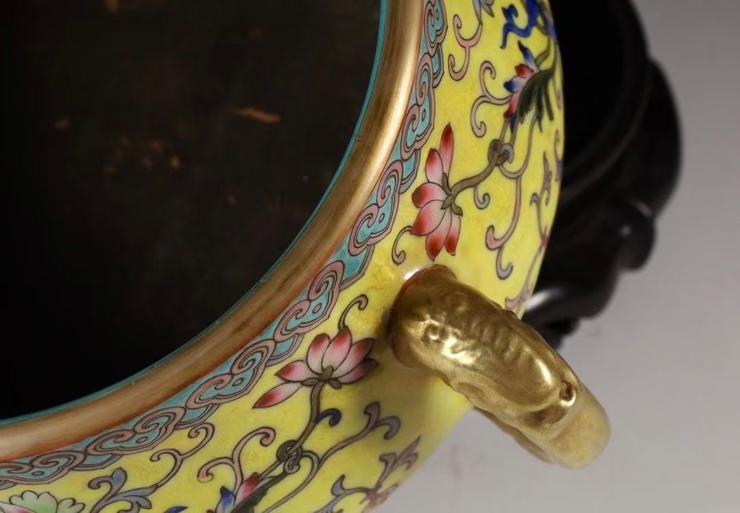 Qianlong Famille Rose Yellow Ground Chi Dragon Through Flower Five Blessings Longevity Incense - 8
