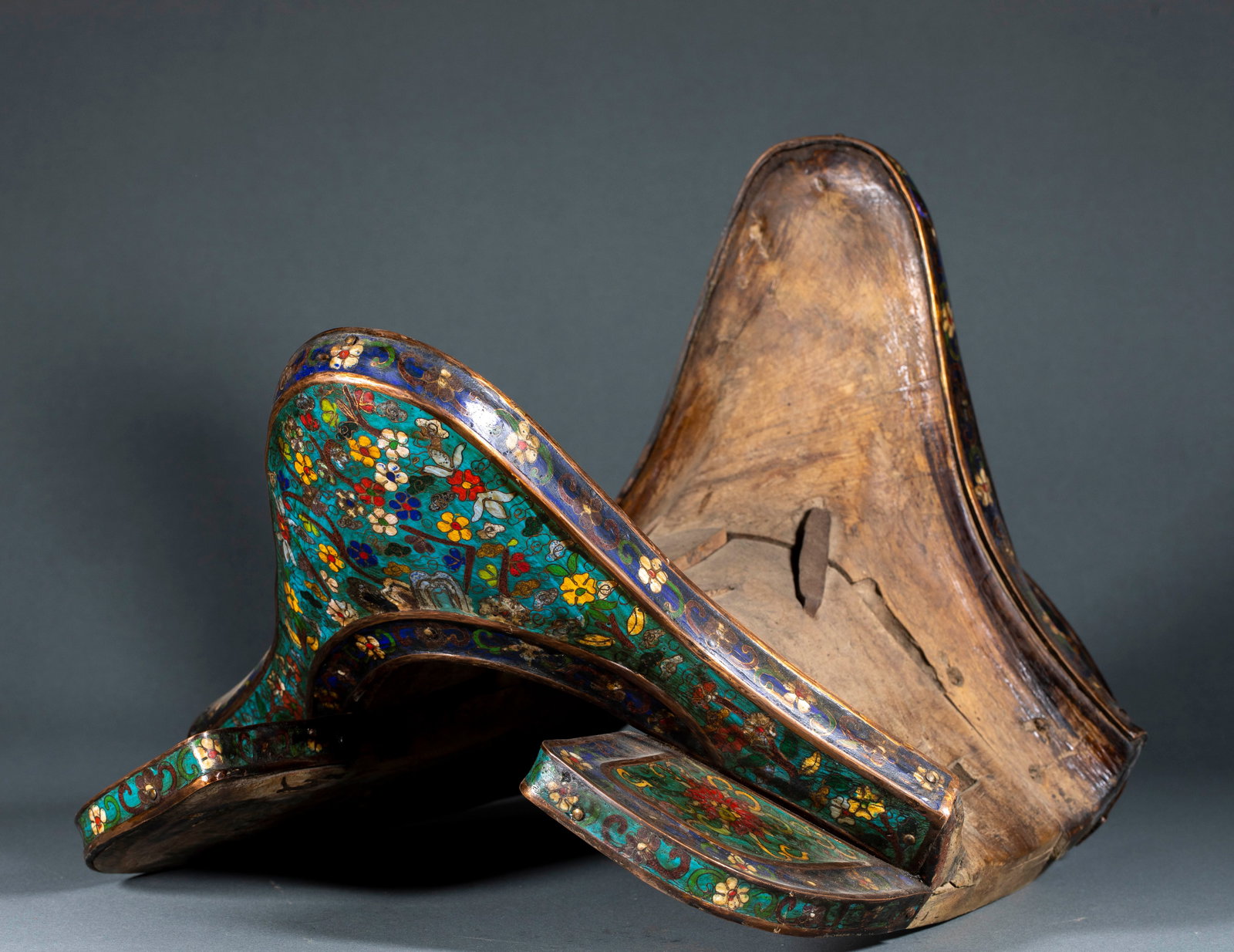 Cloisonne Saddle - 9