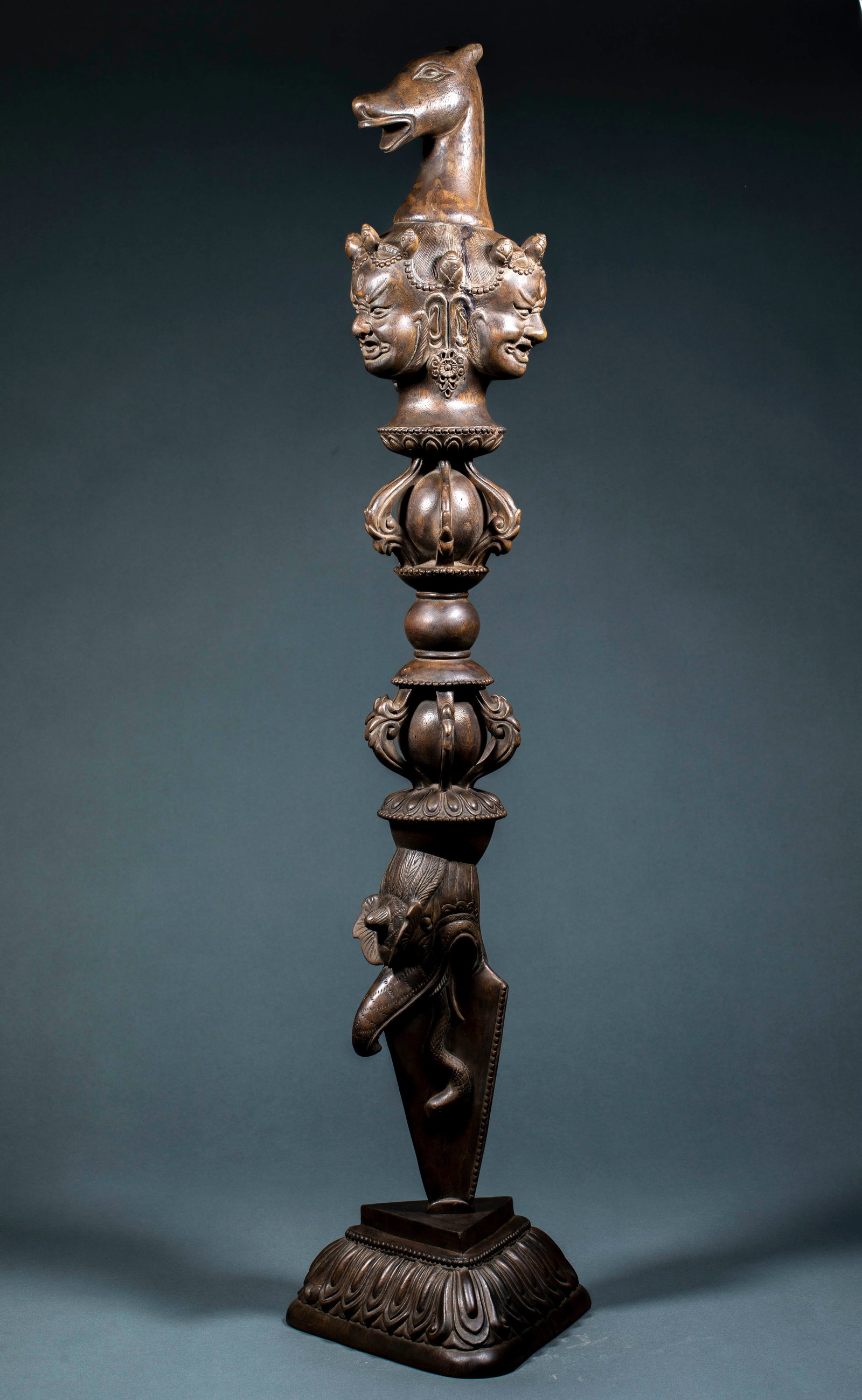 Chenxiang Vajra Pestle (1 of 11)