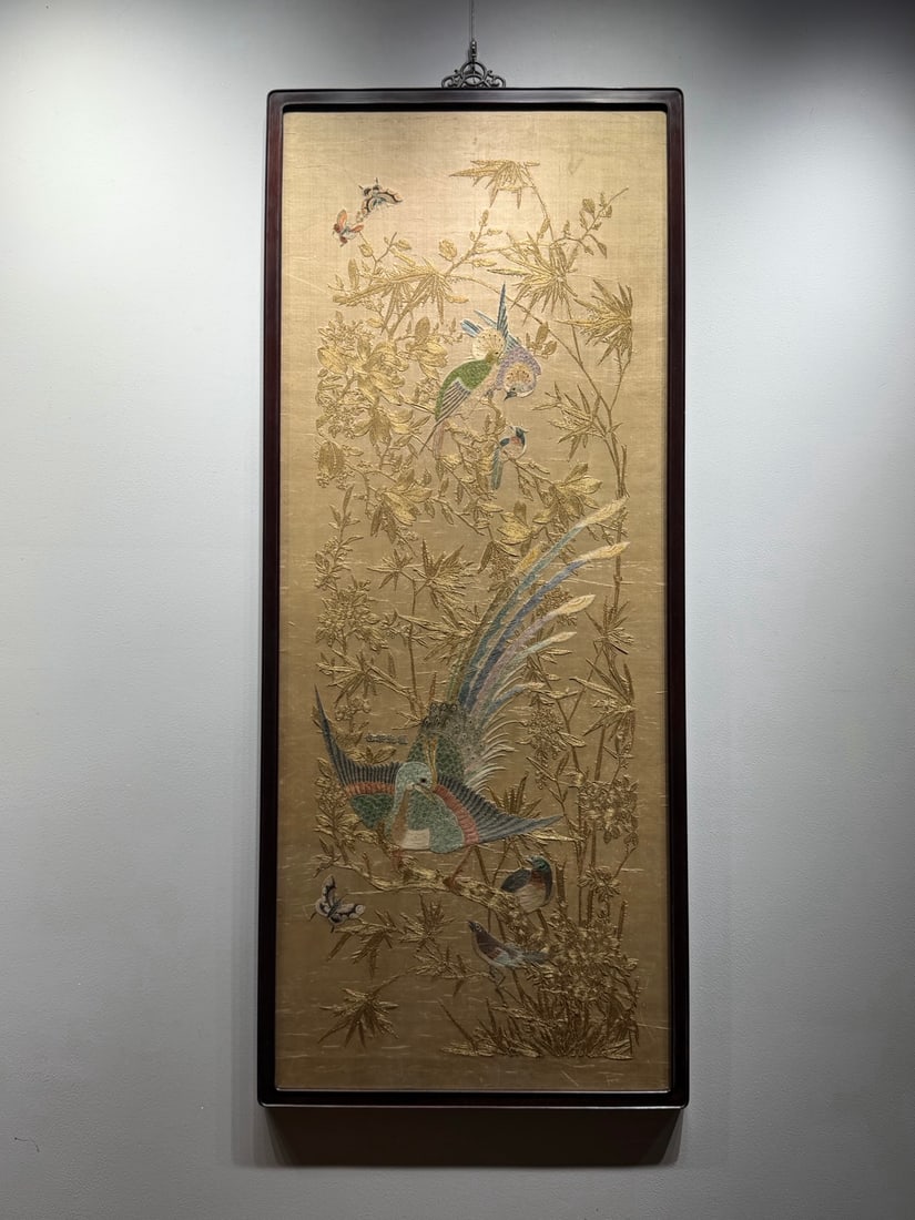 Pan Gold Embroidery "Great Luck Painting": Pan Gold Embroidery "Great Luck Painting": Material is top-grade base fabric. Crafted with traditional pan gold embroidery and knot stitch embroidery of golden pheasants, bamboos and flowers, bright c