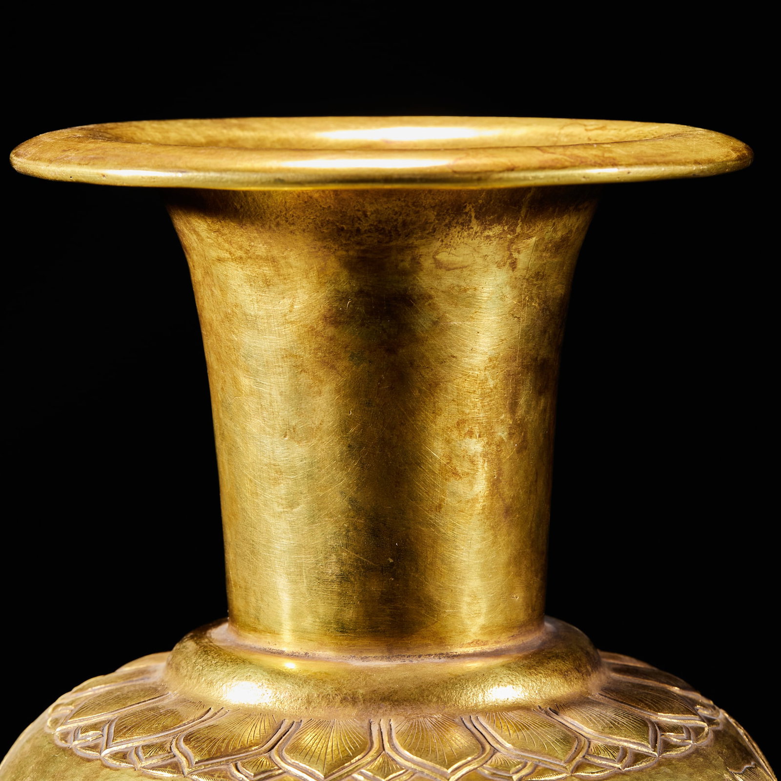 Gilt Bronze Engraved Meiping Vase with Phoenix Peony Pattern - 3
