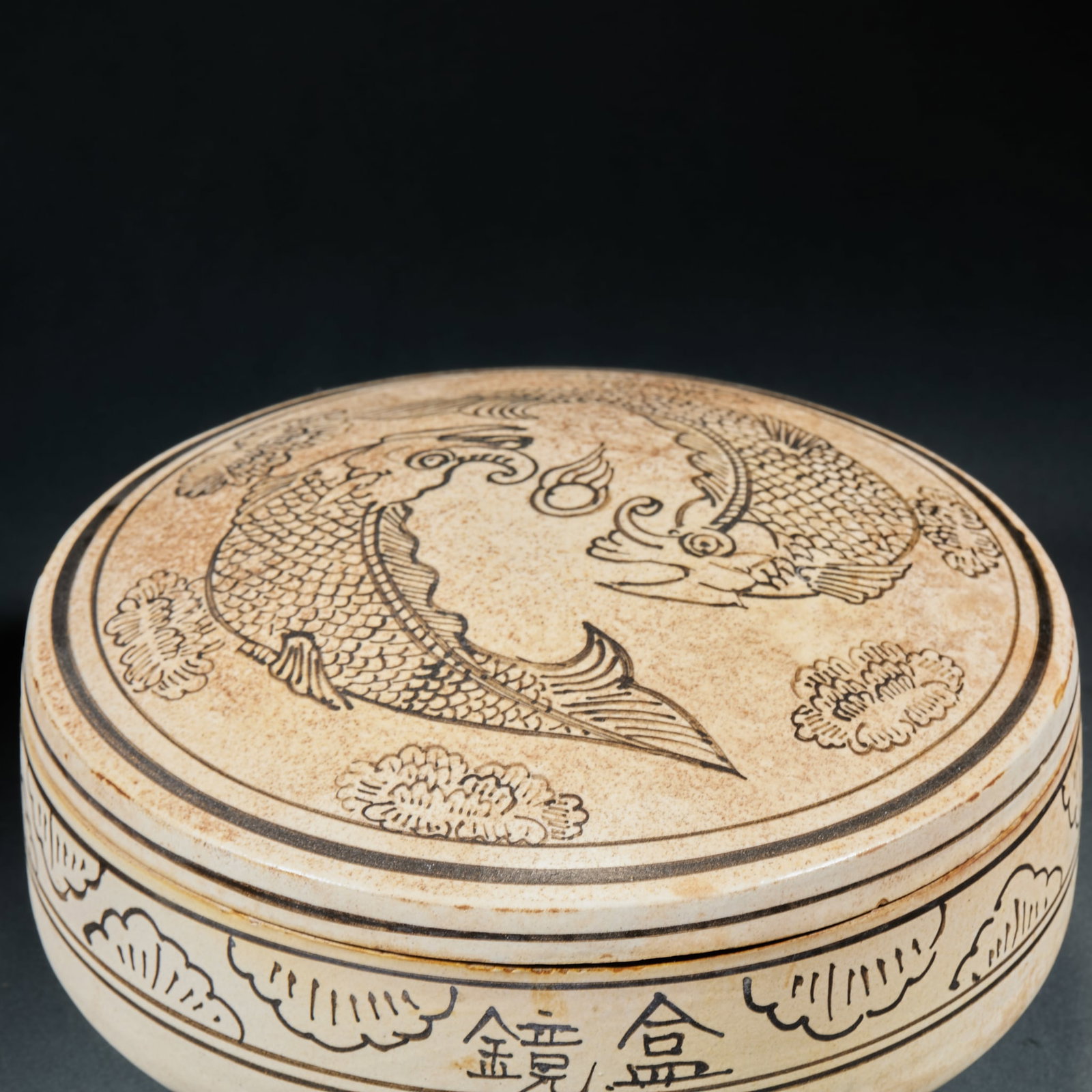 Flying Apsaras Bronze Mirror Box Set - 2