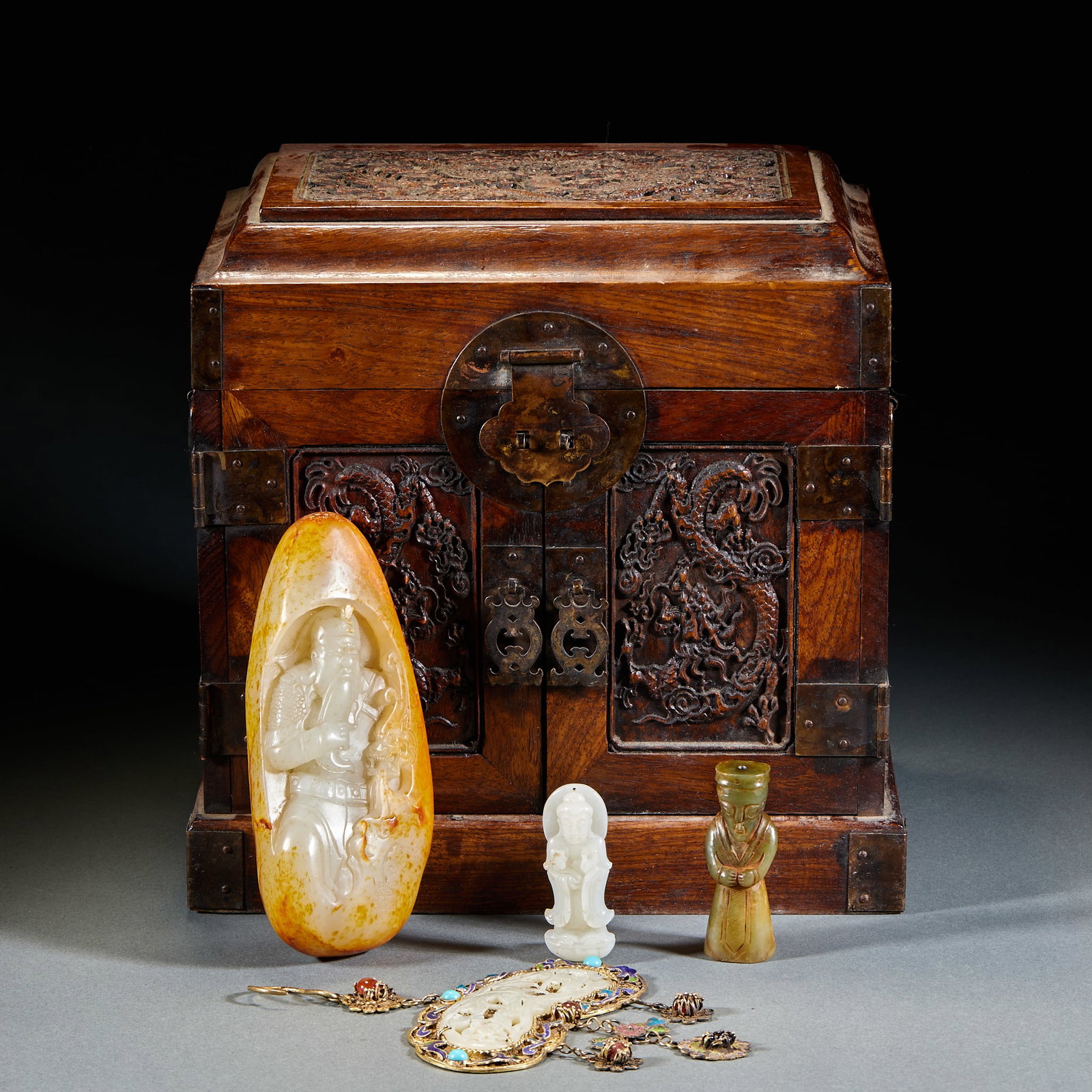 Hetian Jade Treasure Box (1 of 20)