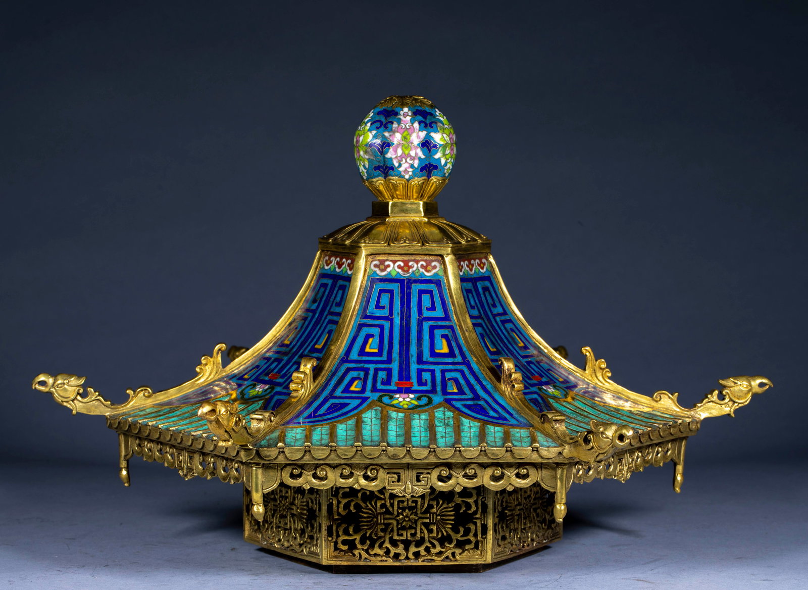 Cloisonné Palace Lanterns, A Pair - 8