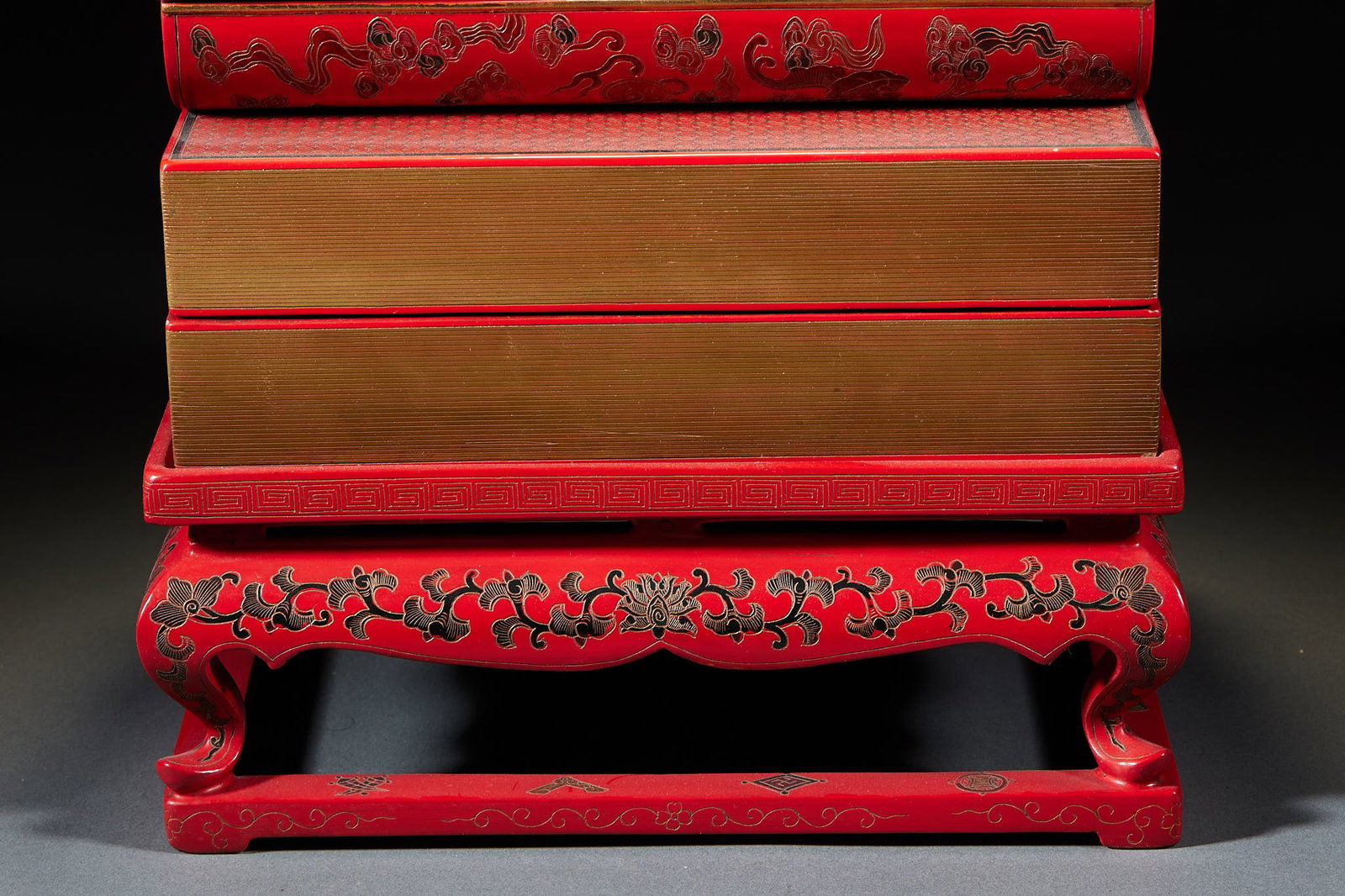 Qianlong Mark Lacquerware Bookshelf - 5