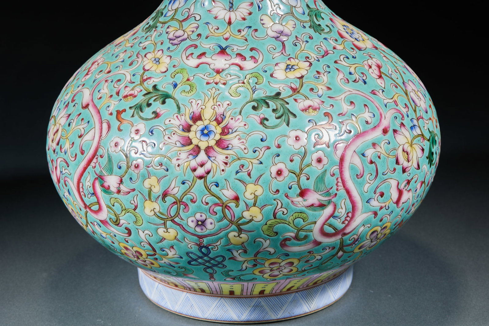 Qianlong Mark Famille Rose Flower and Dragon Pattern Vase - 3