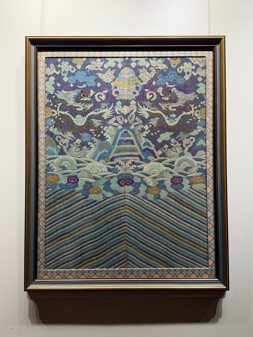 Qing Dynasty Dragon Pattern Kesi Hanging Screen Robe Material: Qing Robe-Grade Kesi Dragon Pattern Hanging Screen: Kesi woven from traditional warp-weft tapestry technique with sea cliff and dragon motifs, archaic elegant colors and consummate craftsmanship,