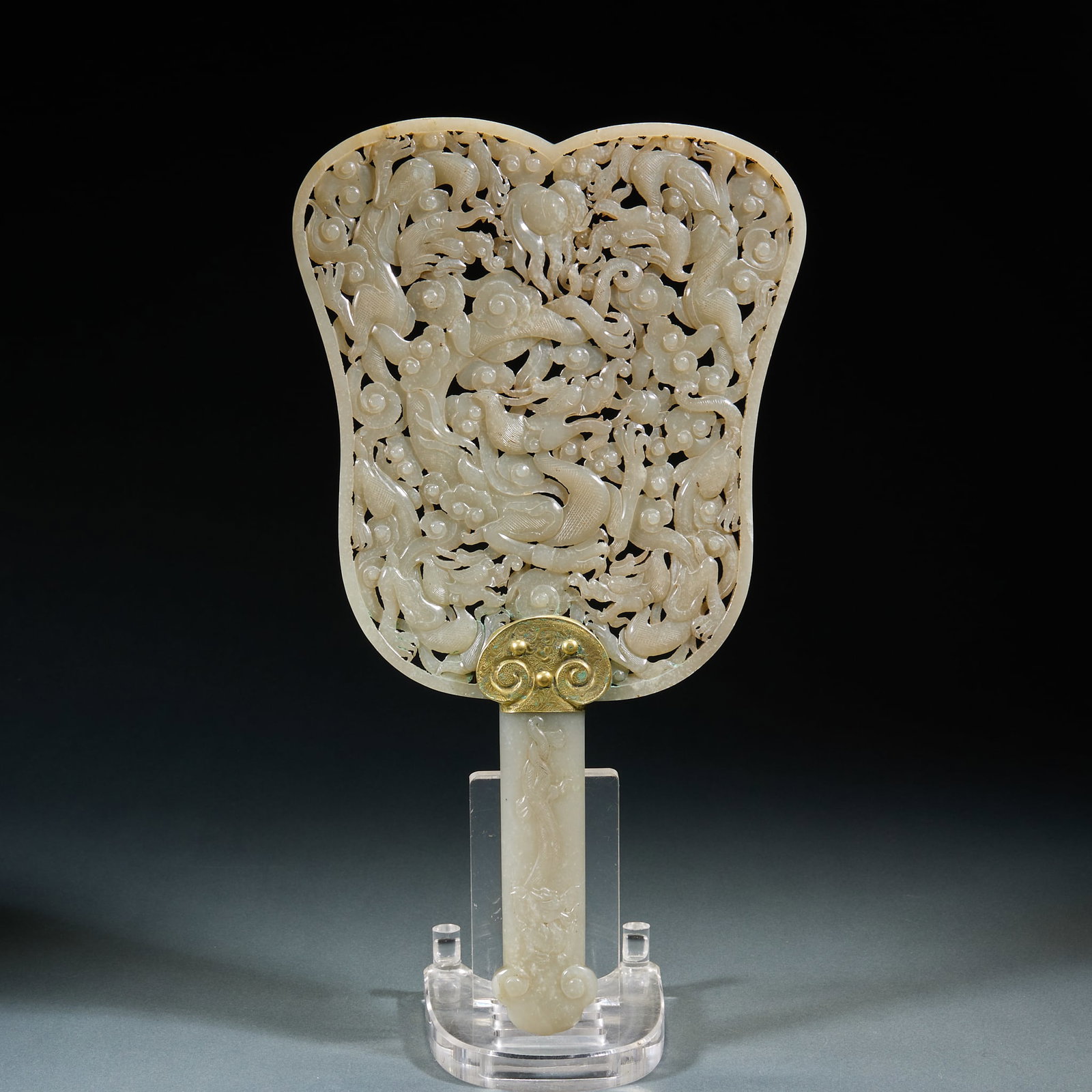 Hetian Jade Exquisitely Carved Dragon Pattern Jade Fan: Hetian Jade Exquisitely Carved Dragon Pattern Jade Fan: Hetian jade crafted via openwork carving with dragon patterns, integrated fan handle and surface in ingenious delicate craft. Length 33.5cm,