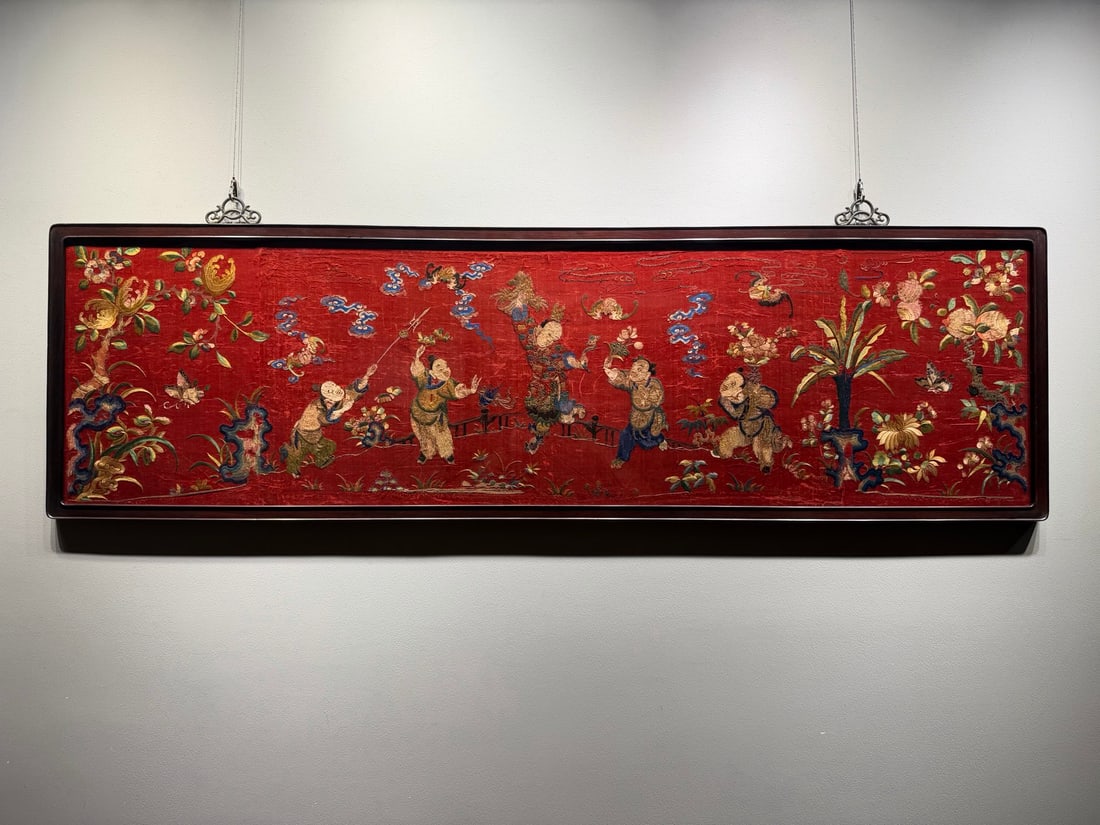 Qing Dynasty Su Embroidery Five Sons Passing the Imperial Examination: Qing Dynasty Suzhou Embroidery "Five Sons Passing Imperial Examination": Embroidered with five sons and flower patterns via Suzhou embroidery flat stitch and blending stitch on red satin, featuring de