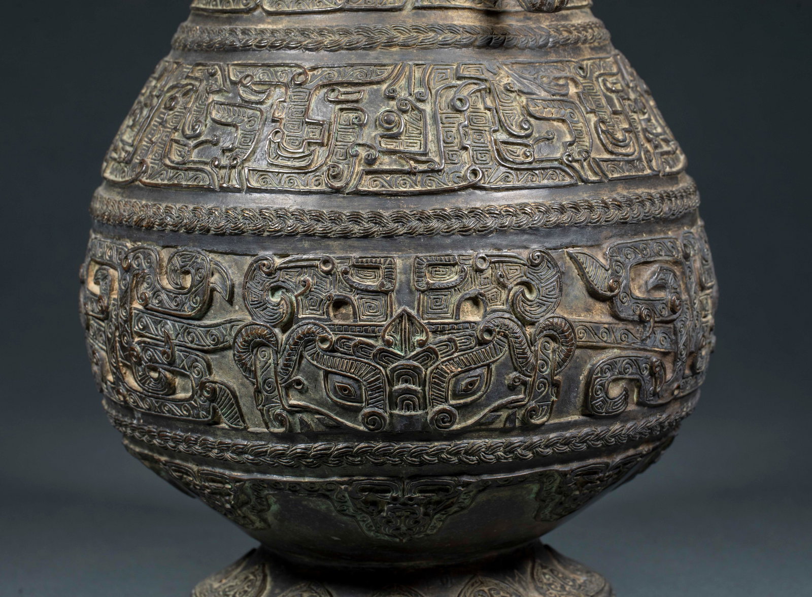 Pre-Ming Bronze Rope Pattern Dragon Pot - 6