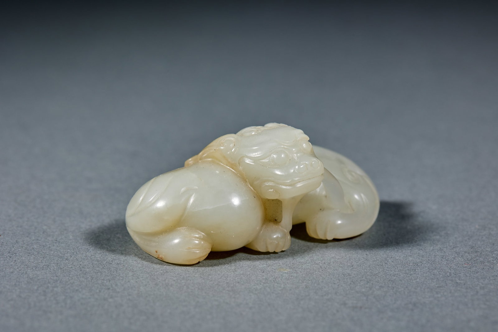 Hetian Jade Auspicious Beast - 3