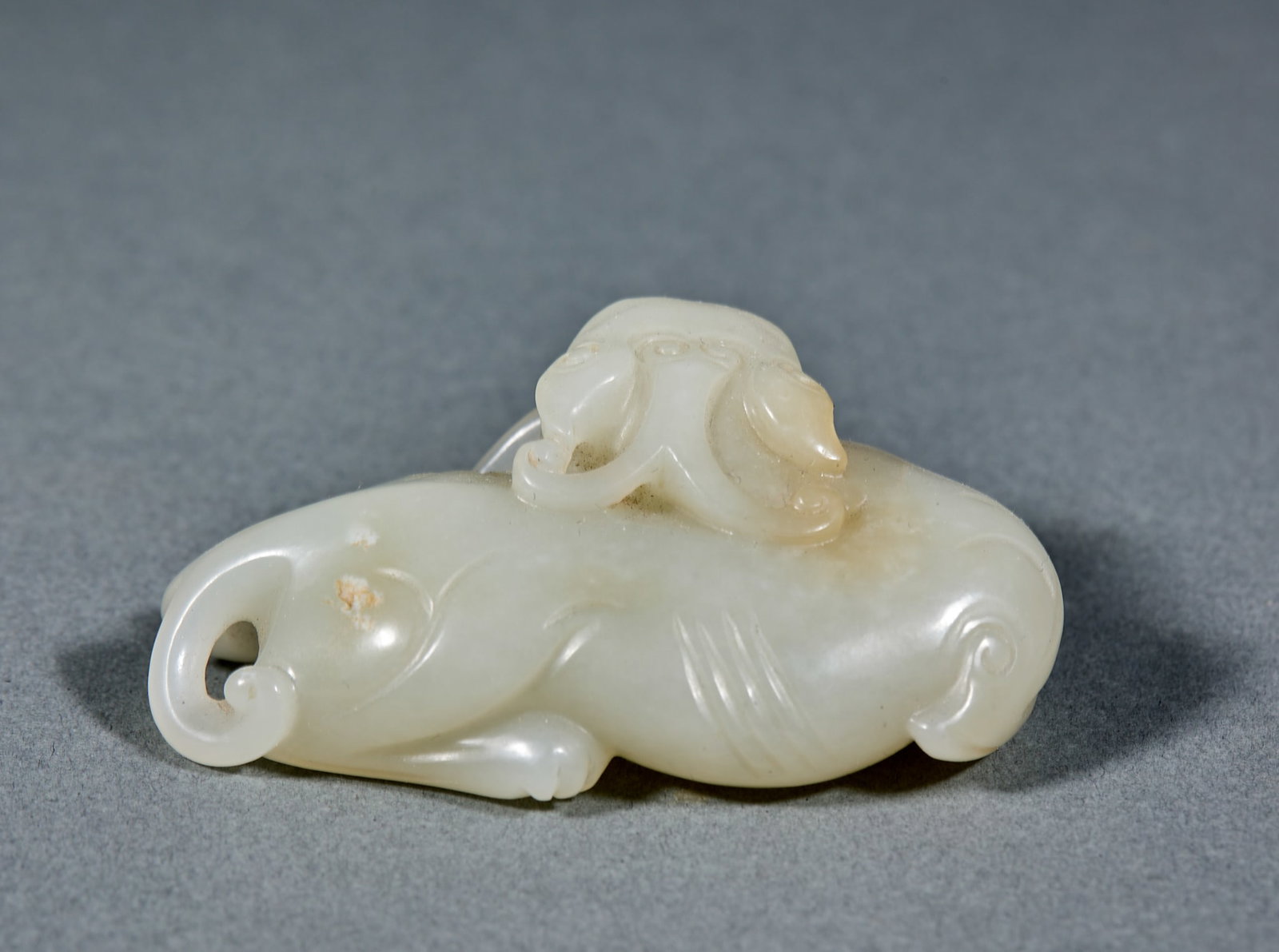 Hetian Jade Auspicious Beast - 4