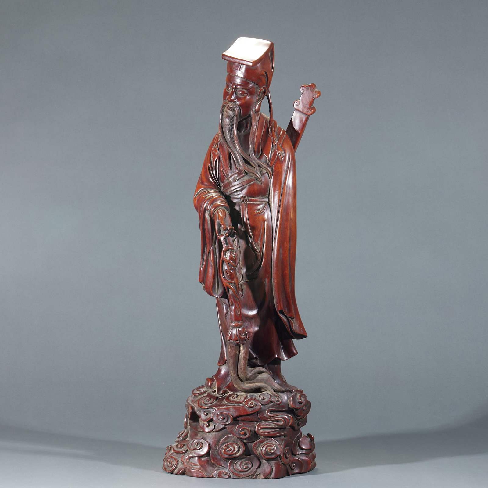 Qing Dynasty Huanghuali Lu Dongbin Standing Statue: Qing Dynasty Boxwood Carved Lü Dongbin Standing Statue: Carved from boxwood into Lü Dongbin figure with cloud pattern base; Height 75cm, length 27cm, width 15cm; Superb carving craft and vivid expre