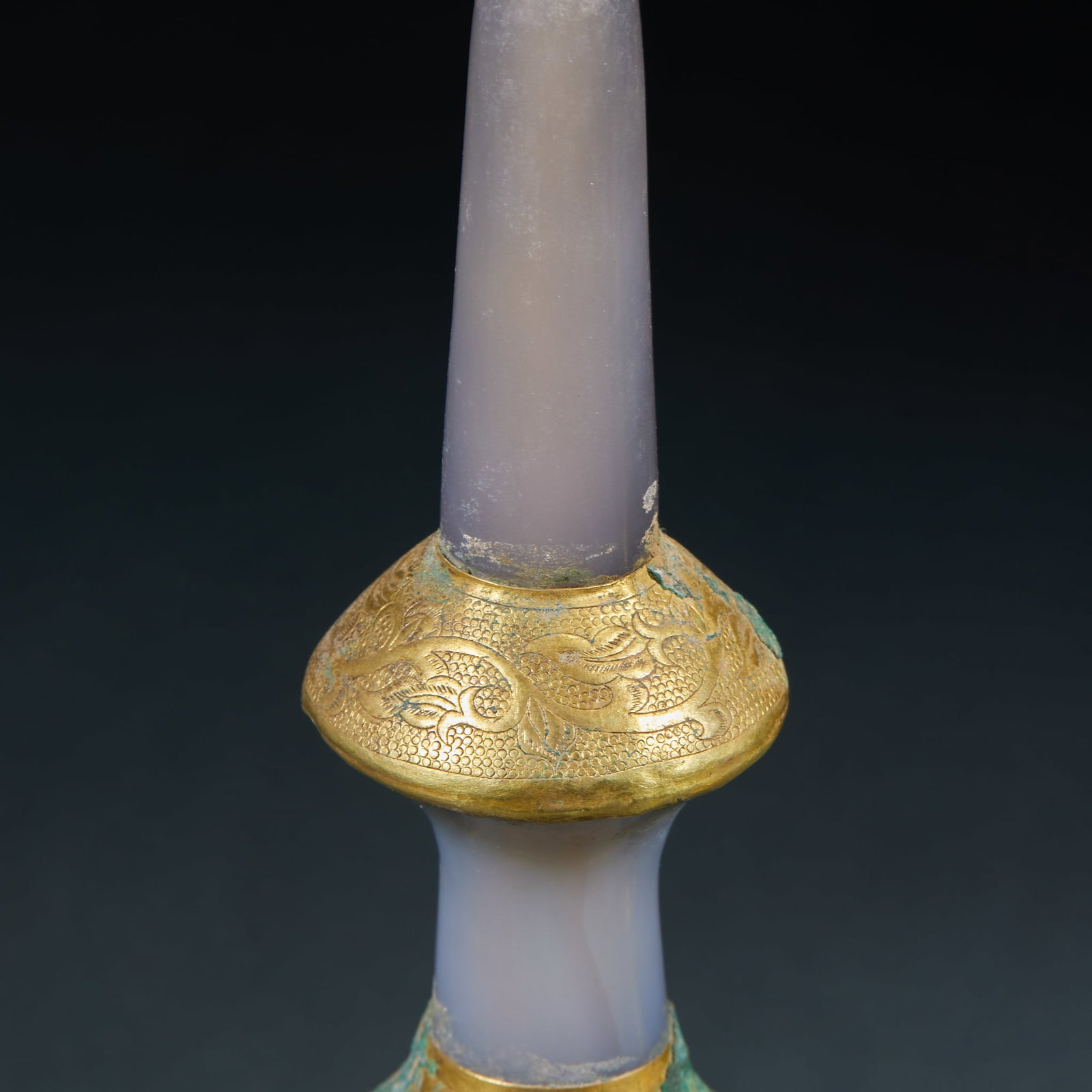 Agate Gold Wrapped Vase, A Pair - 4