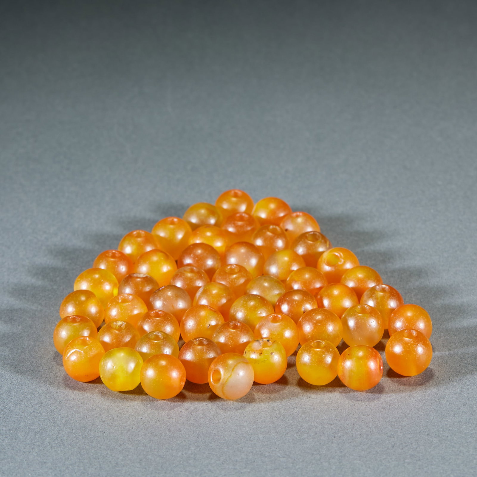 50 Pieces Bamboo Joint Shaped Agate Tube Beads: 50 Bamboo-Joint Agate Tube Beads: Carved from natural agate into bamboo-joint tube shape, mild luster, clear texture and regular holes; Single bead length 3cm, diameter 0.8cm, total 50 pieces;