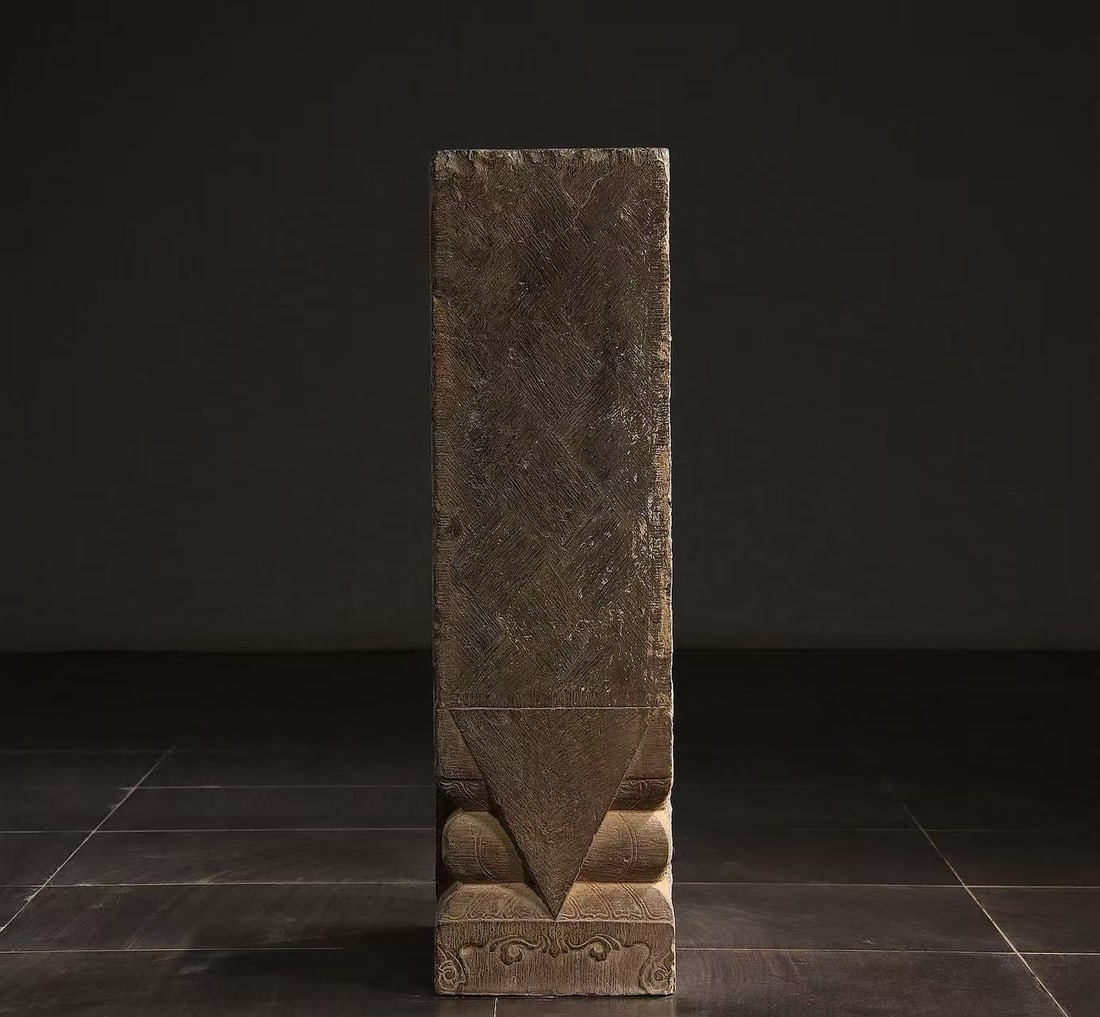 Ming Dynasty Bluestone Door Plinths with Turtle Shell Patterns - 2
