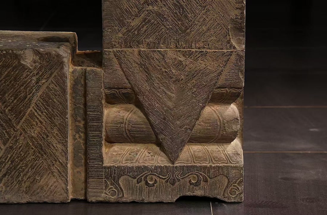 Ming Dynasty Bluestone Door Plinths with Turtle Shell Patterns - 4