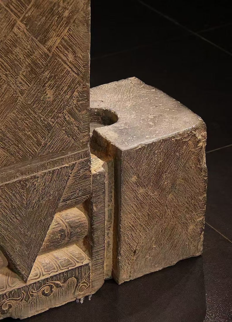 Ming Dynasty Bluestone Door Plinths with Turtle Shell Patterns - 7