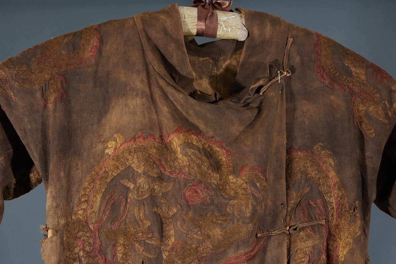 Embroidered Dragon Robe - 3