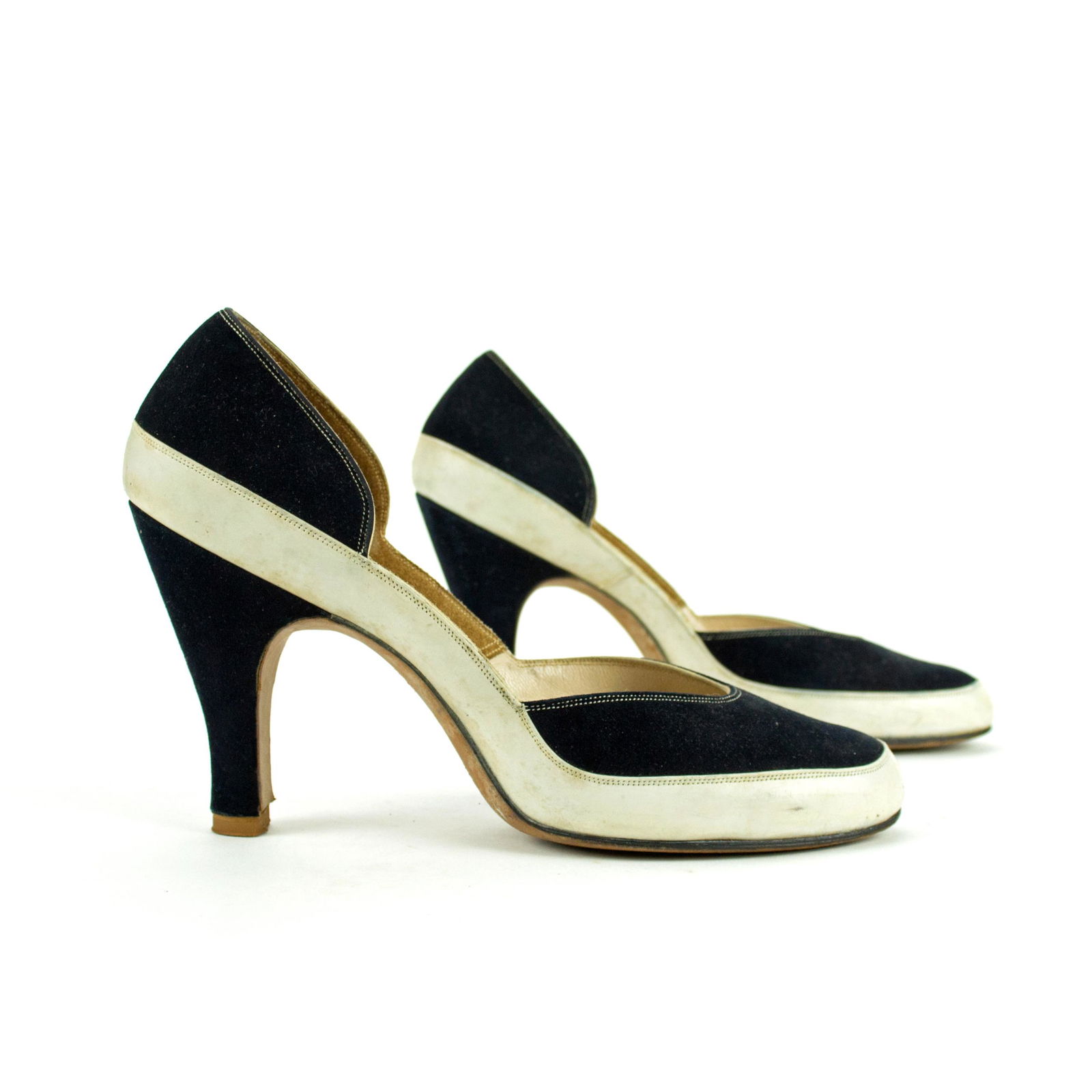 RARE Vintage 1940s Leather Banded Sole Athletic Look Mid Heel Pumps Shoes (1 of 8)