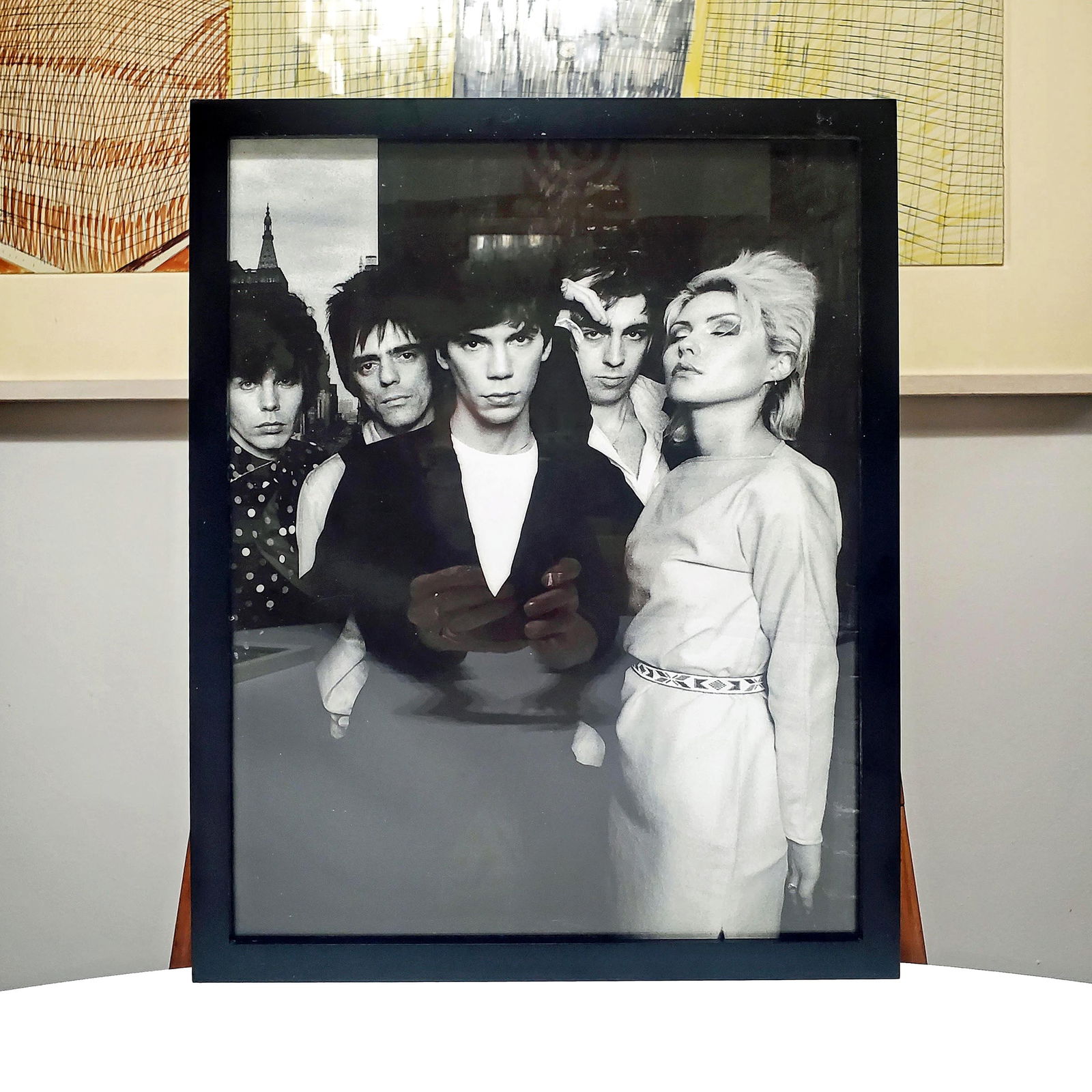 Framed Vintage 'BLONDIE' 1979 Out-of-Print Book 11x14 Photo Print Page (Reserve $30): Vintage Photo Print Page Rescued from Out of Print Coffee Table Book Photographer: Norman Seeff Size: 11x14 w/11 3/4 x 14 3/4 Black Frame Condition: Very Good Vintage w/One Unfinished Edge Resulting f