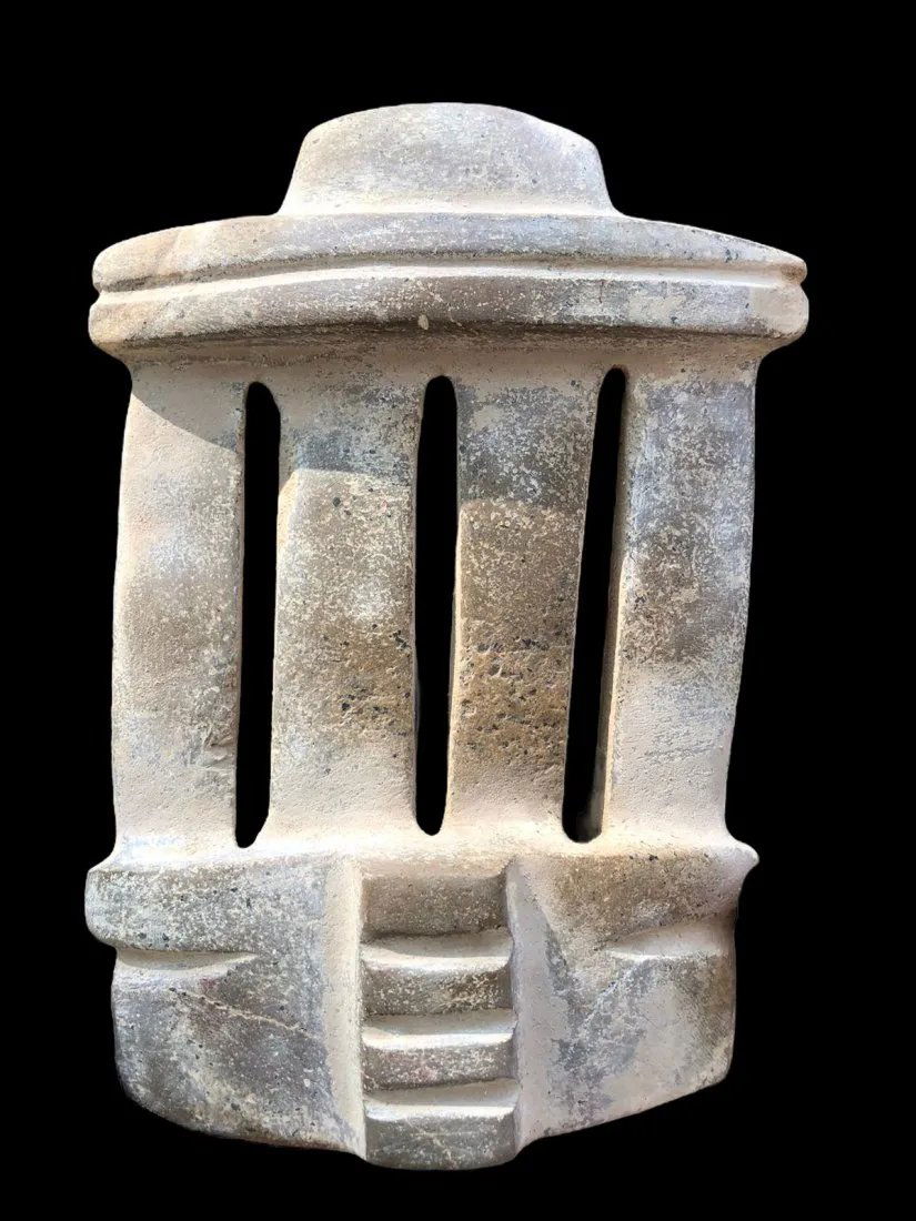 Large Pre-Columbian Mezcala stone temple (1 of 2)