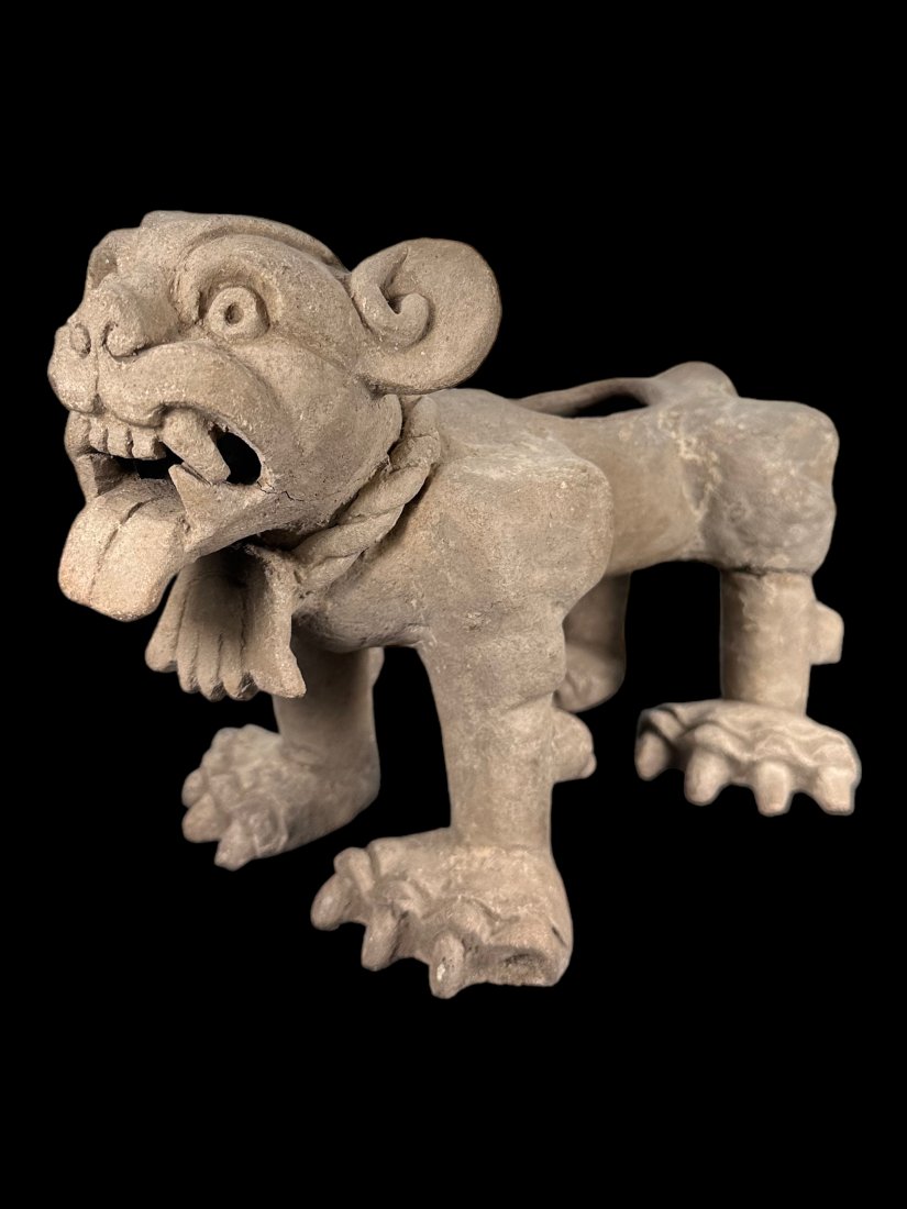 Pre-Columbian Zapotec pottery jaguar vessel (1 of 4)